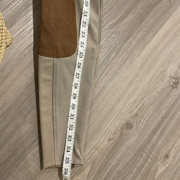 B Vertigo Women's Kimberley Show Knee Patch Breeches - Plaza Taupe Light Brown - Picture 12 of 12